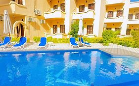 El Nakhil Hotel